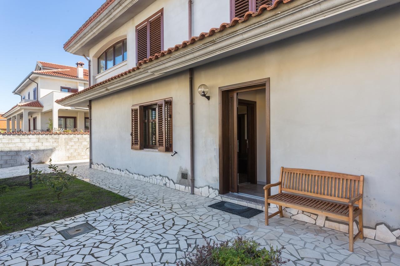 Anaelehouseapartments Ltb Arborea Exterior photo